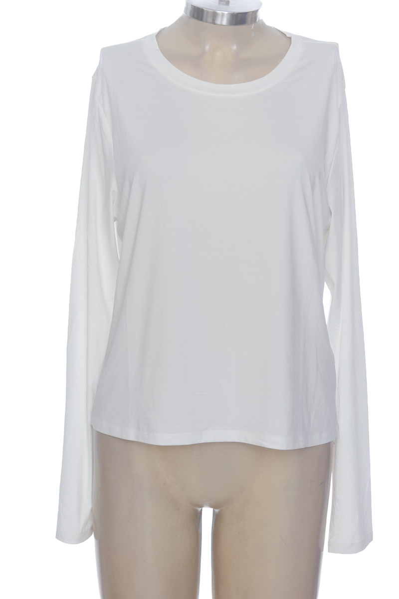 Top / Camiseta color Blanco - Divided by H&M