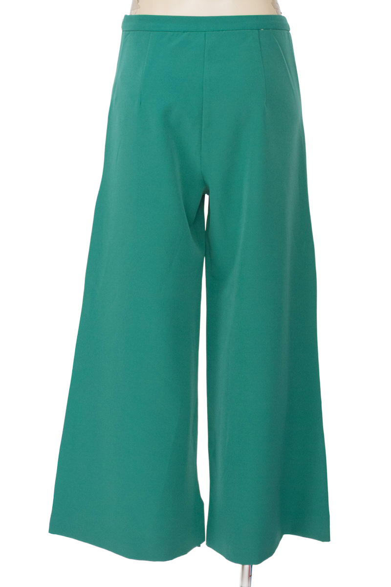 Pantalones color Verde - Basement