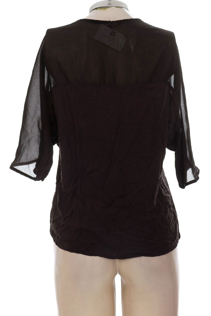 Blusa color Negro - Koaj