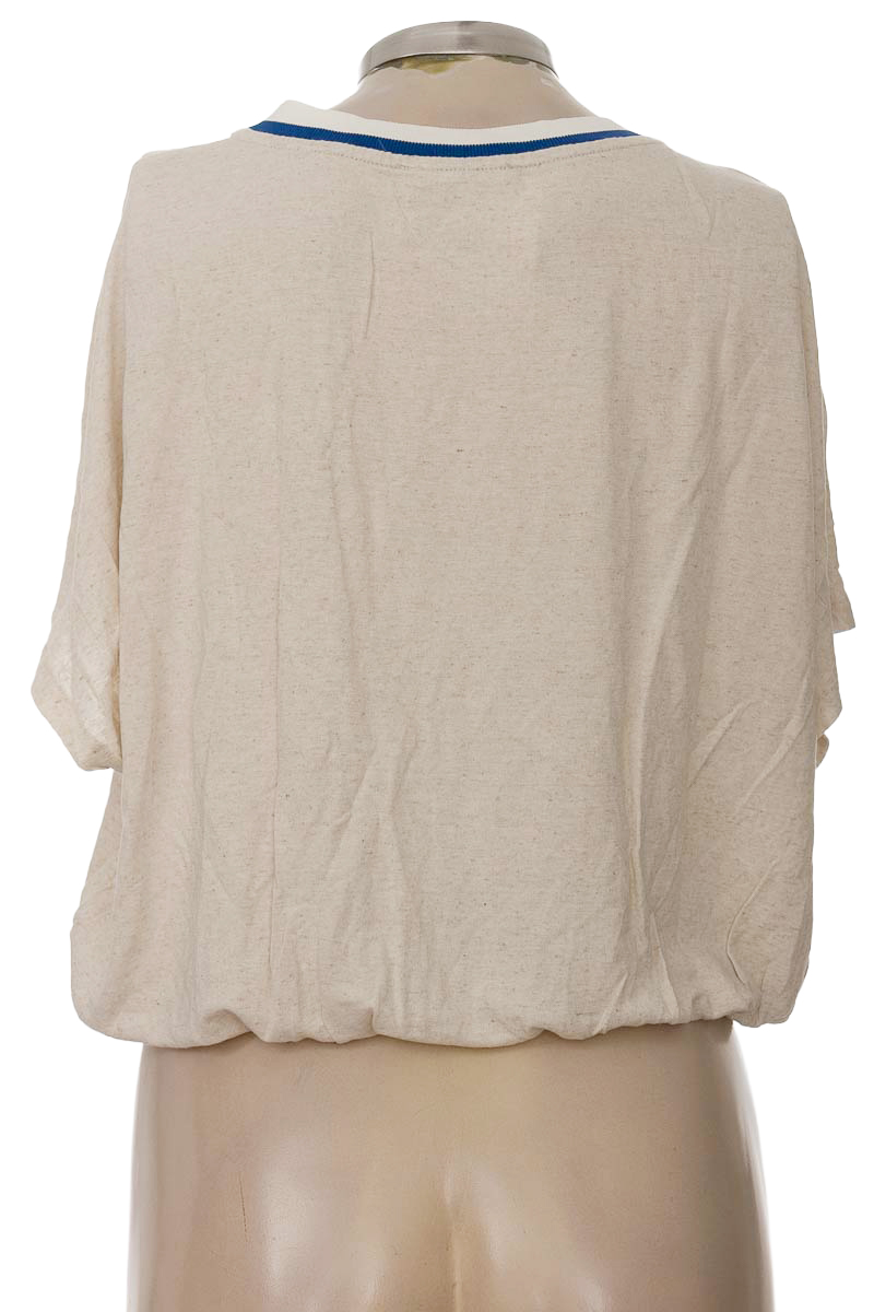Top / Camiseta color Beige - United Colors of Benetton