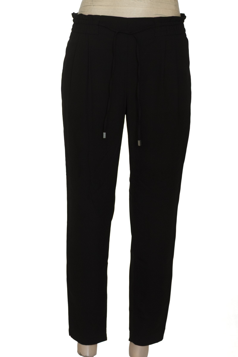 Pantalones color Negro - Zara
