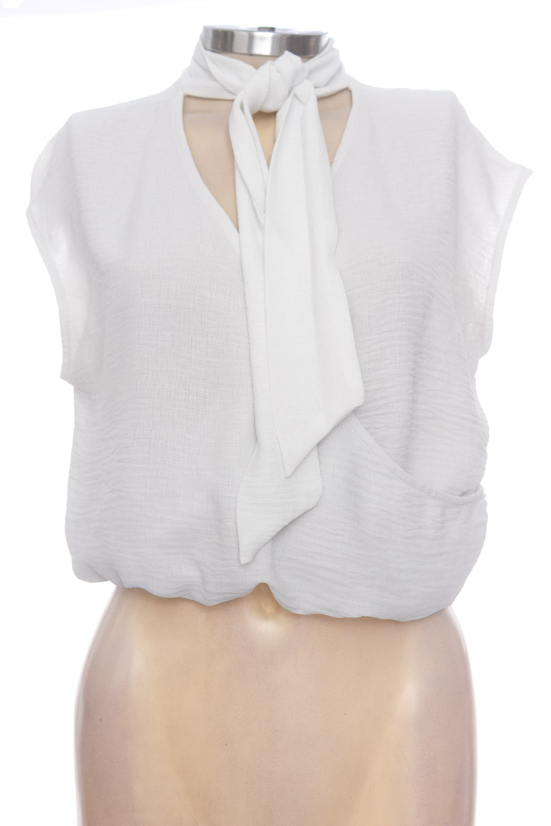Top / Camiseta color Blanco - Basement