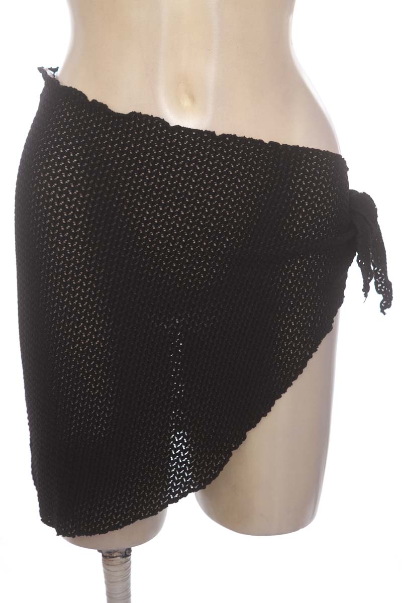 Ropa Deportiva / Salida de Baño color Negro - Montce