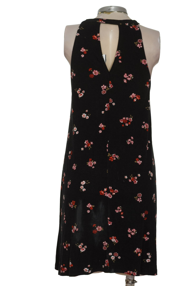 Vestido / Enterizo color Negro - Pull & Bear