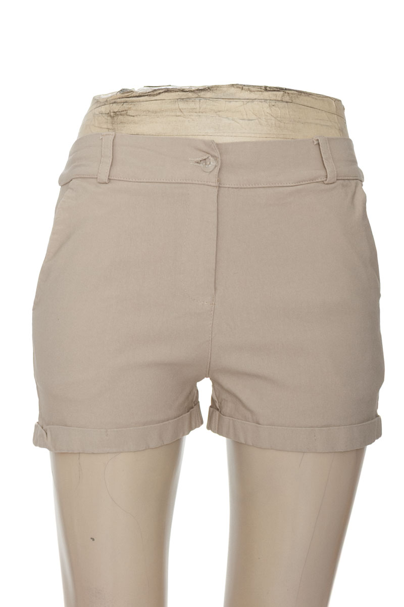 Short color Beige - Closeando