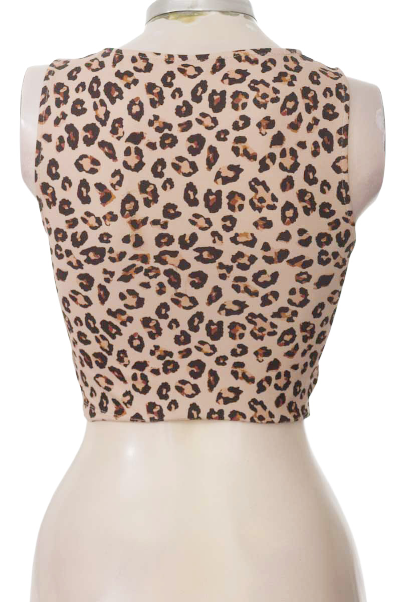 Top / Camiseta color Beige - Closeando