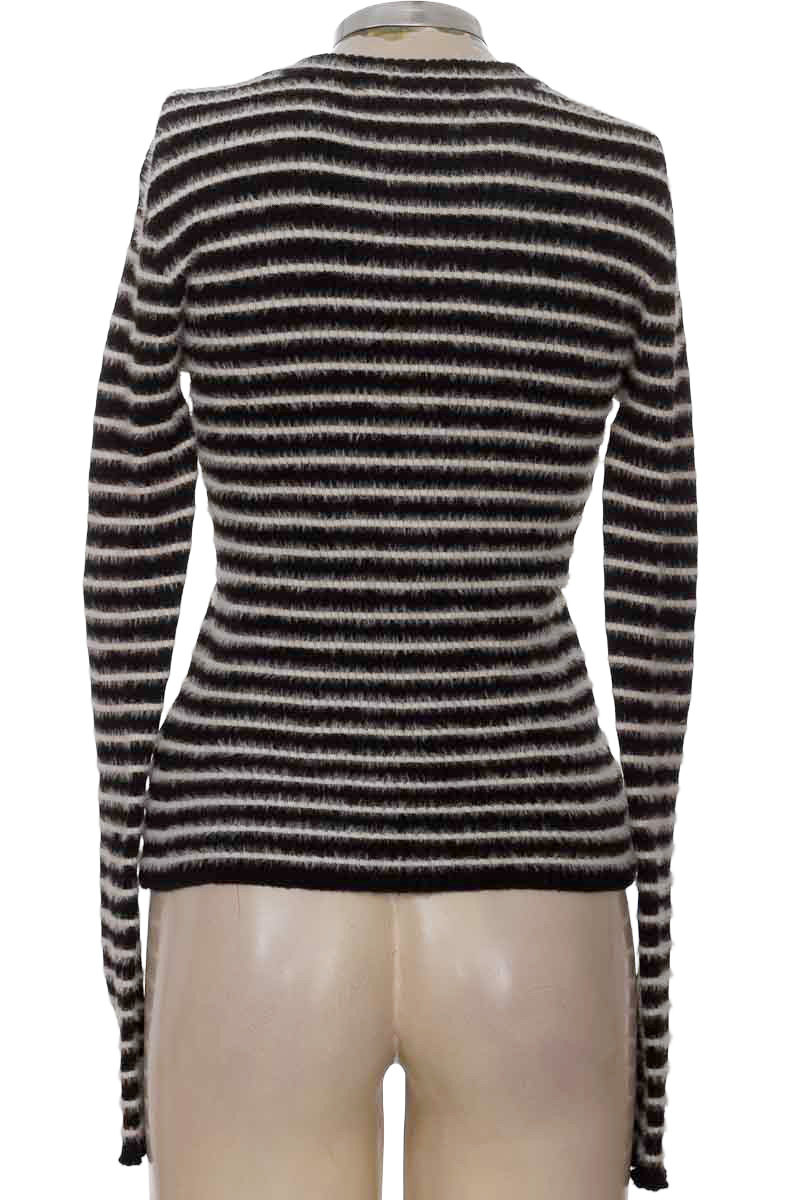 Sweater color Negro - Malayerba