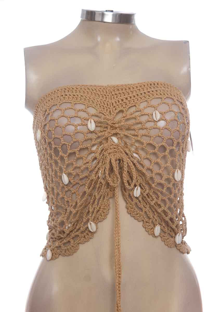 Top / Camiseta color Beige - Closeando