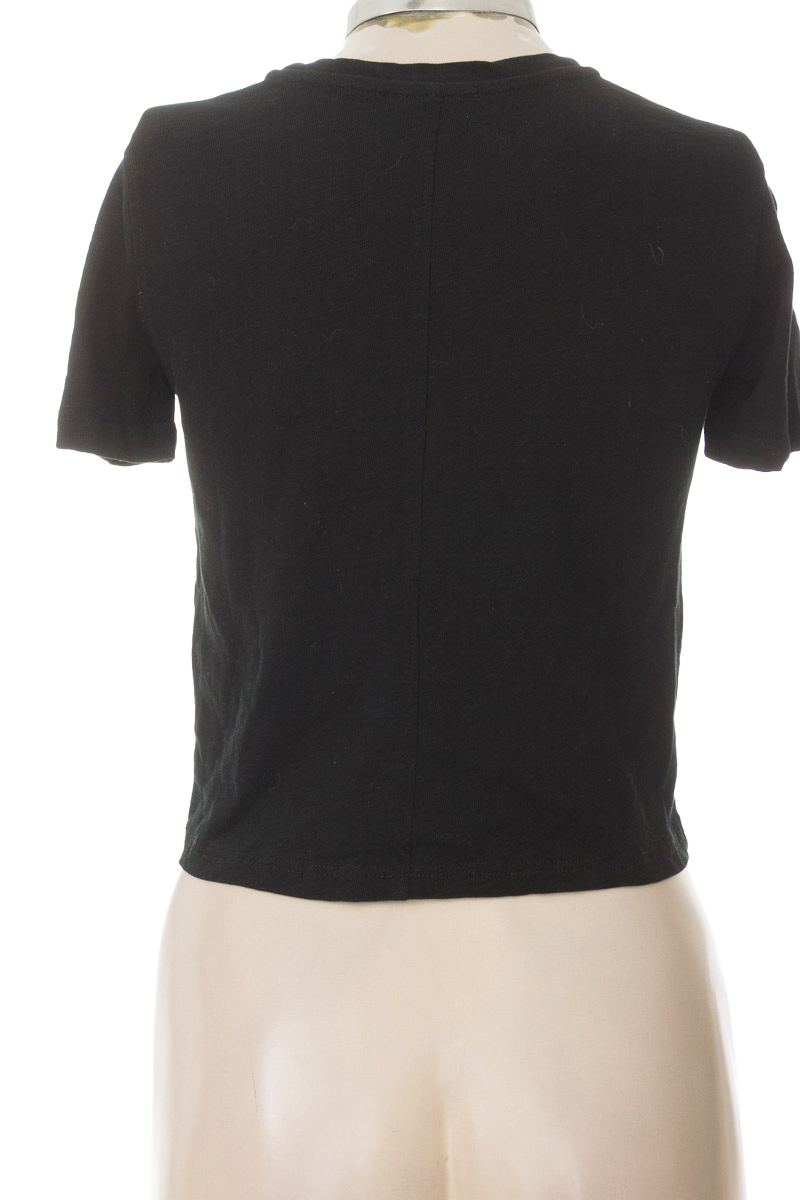 Top / Camiseta color Negro - Zara