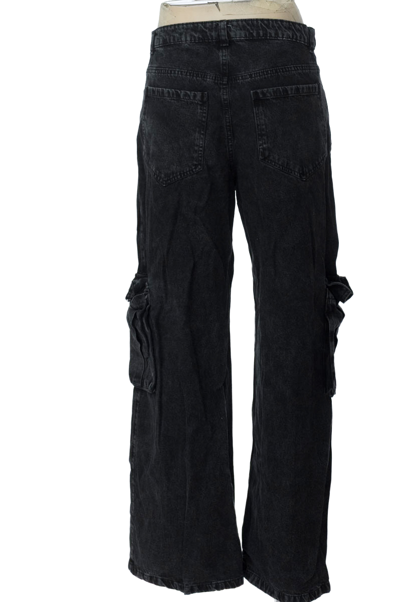 Pantalones color Negro - Closeando