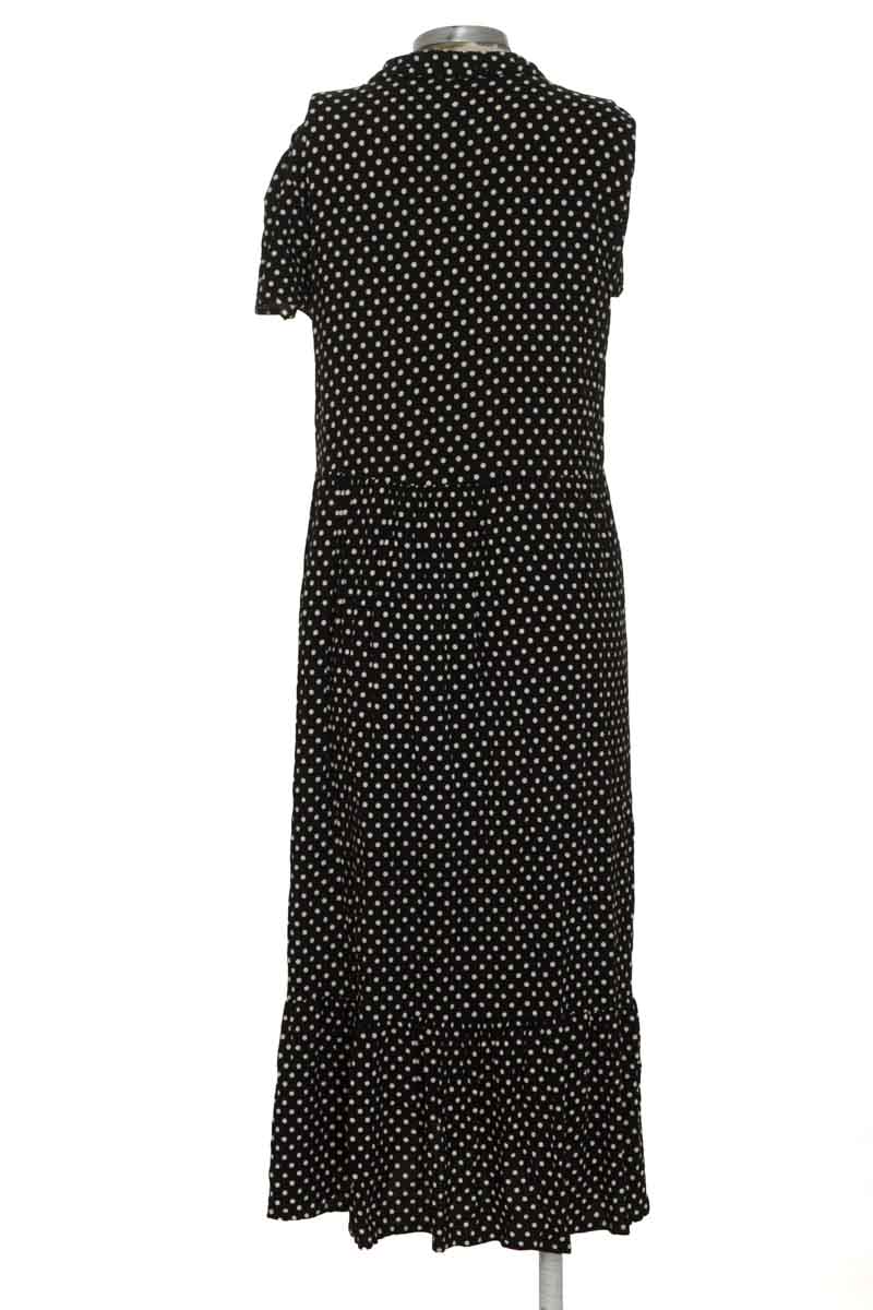 Vestido / Enterizo color Negro - Sybilla