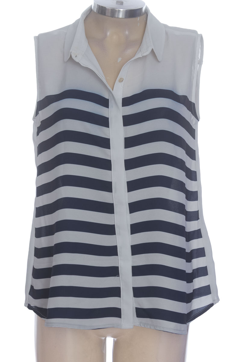 Blusa color Blanco - Basement
