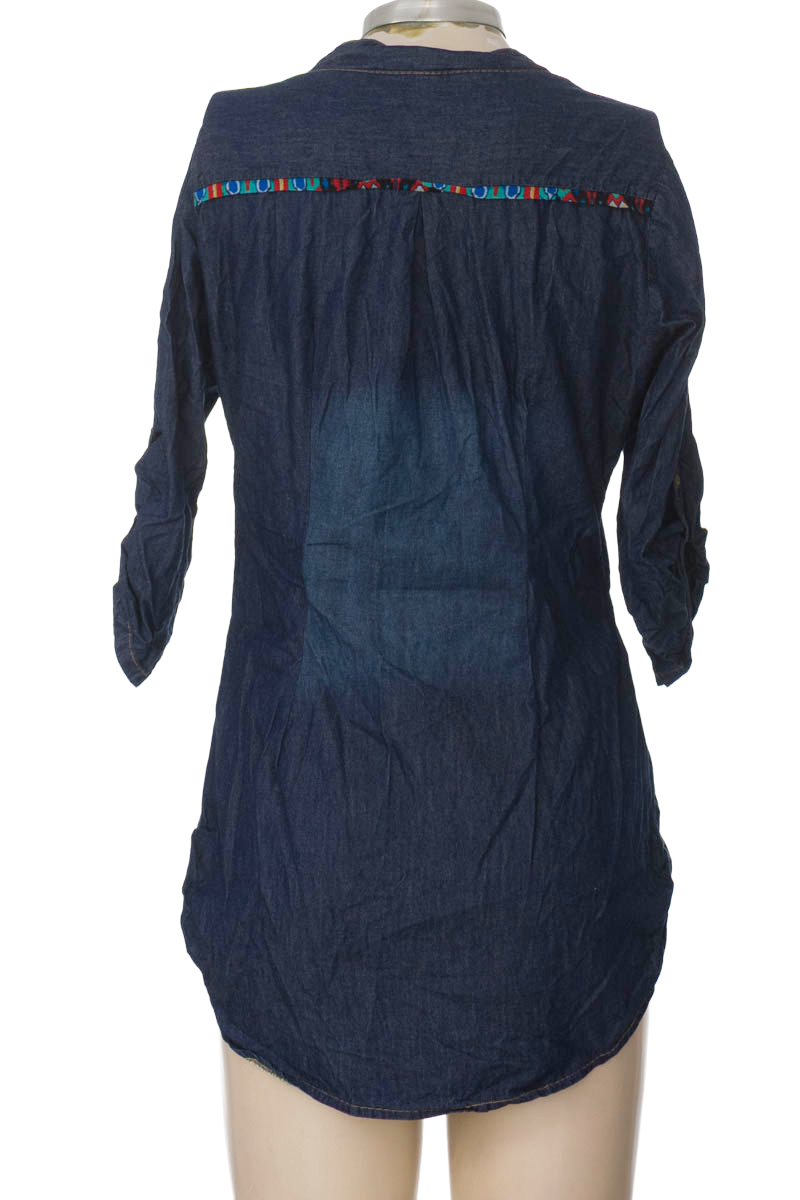 Blusa color Azul - Closeando