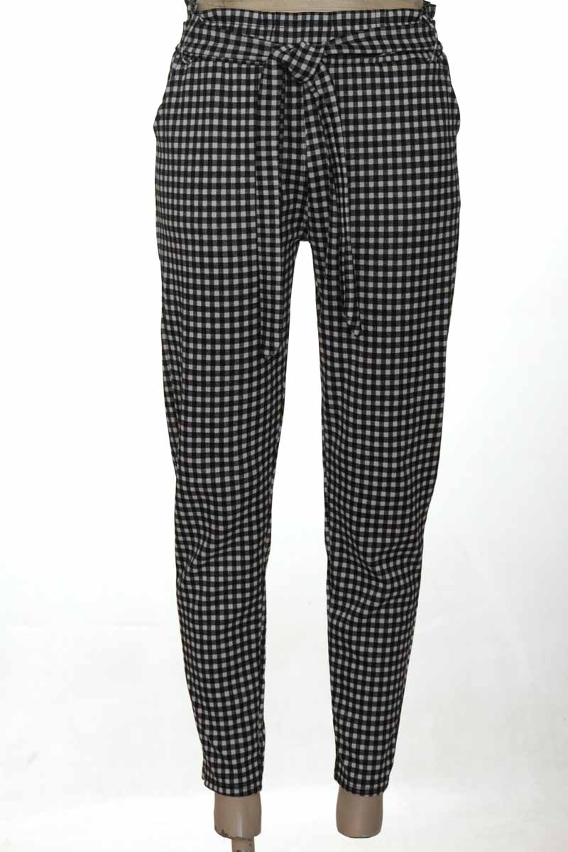 Pantalones color Negro - Closeando