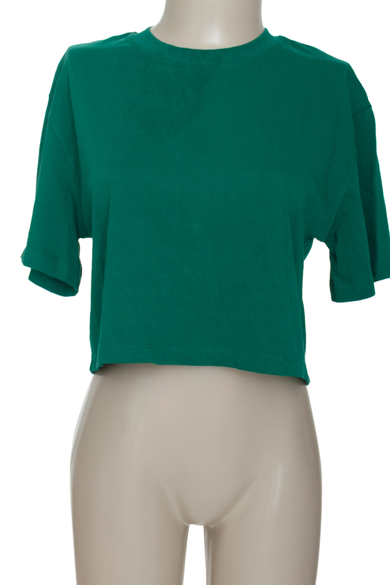Top / Camiseta color Verde - Stradivarius