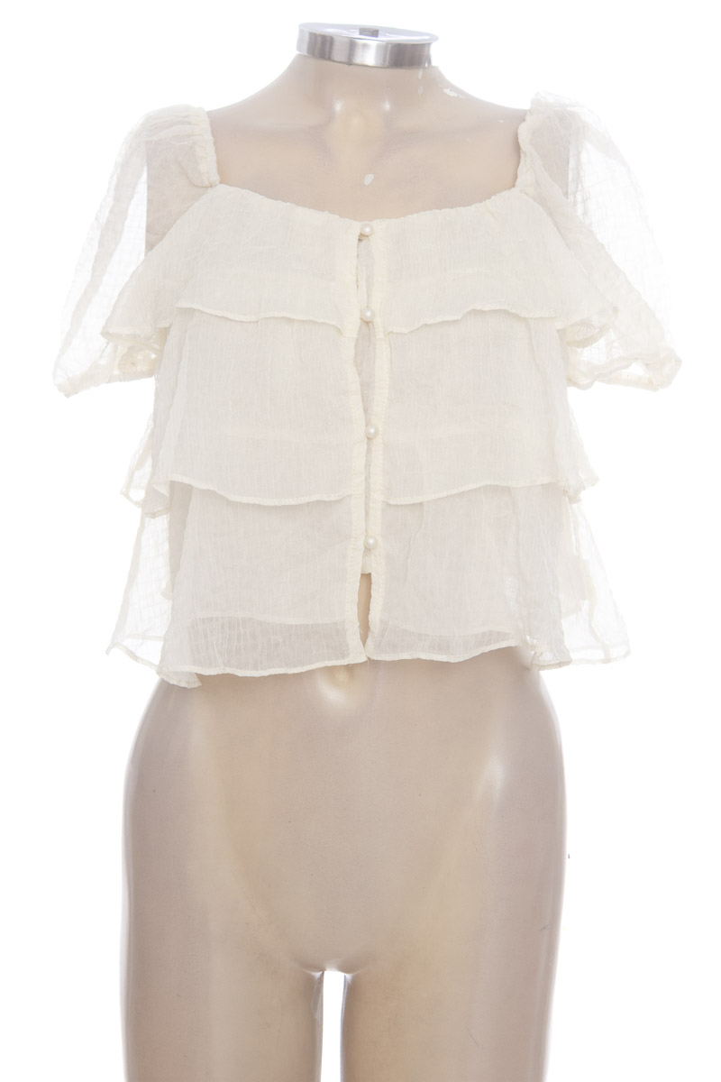 Blusa color Beige - Closeando