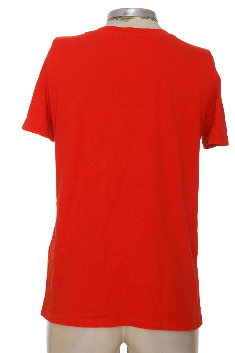 Top / Camiseta color Rojo - Zara