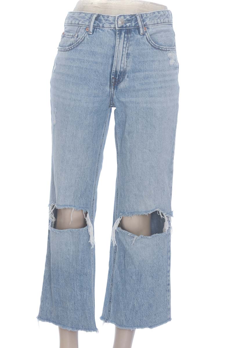 Pantalones color Azul - Stradivarius