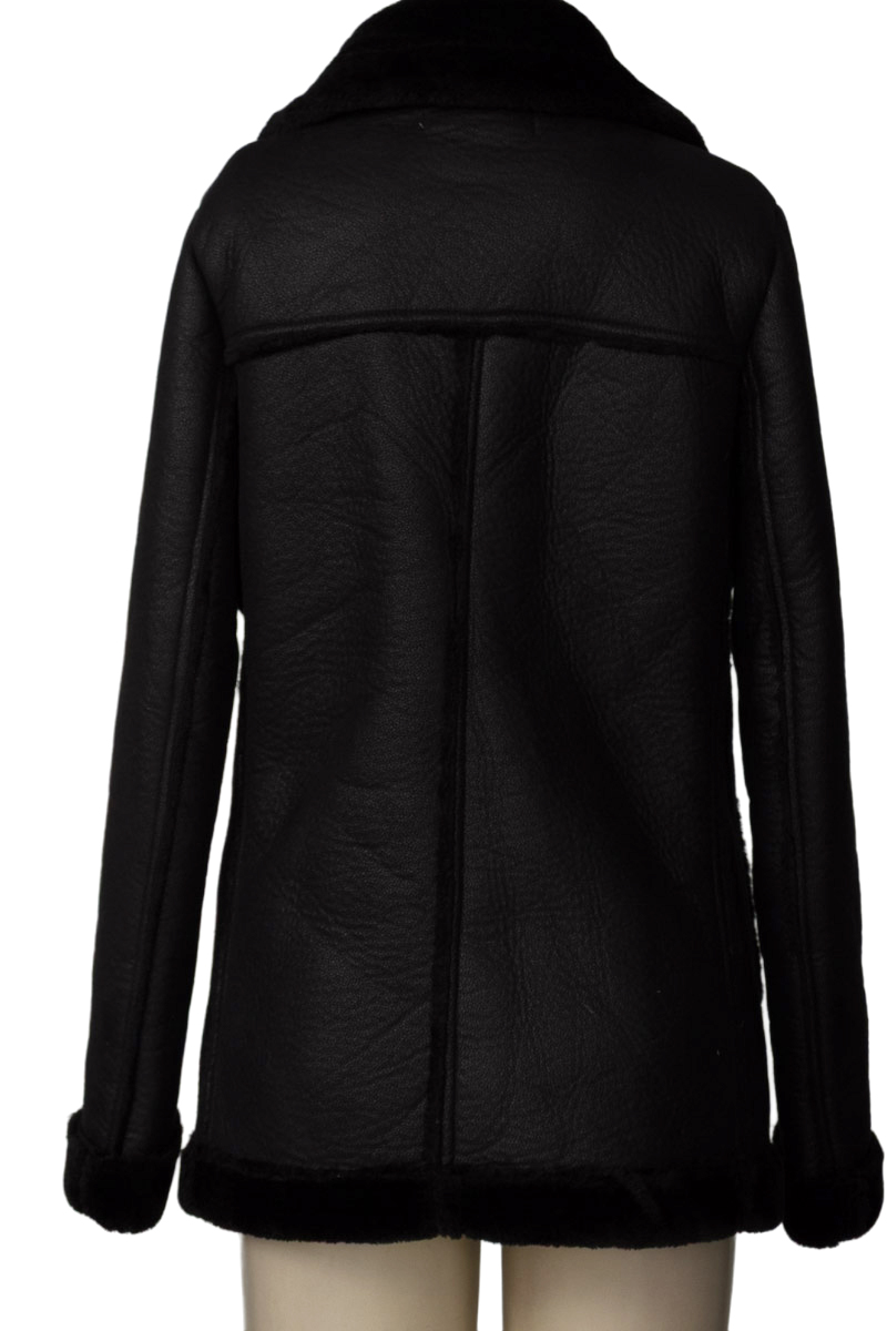 Chaqueta / Abrigo color Negro - Basement