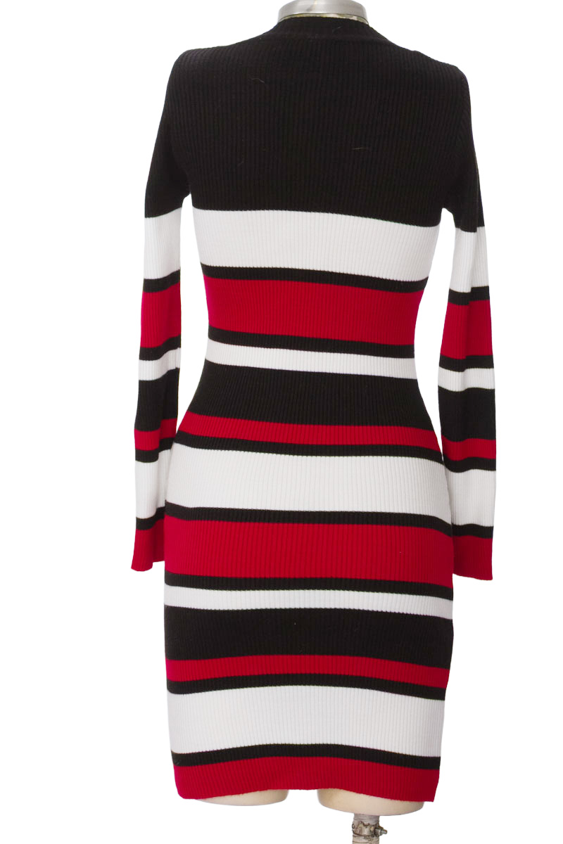 Vestido / Enterizo color Negro - Exmoor