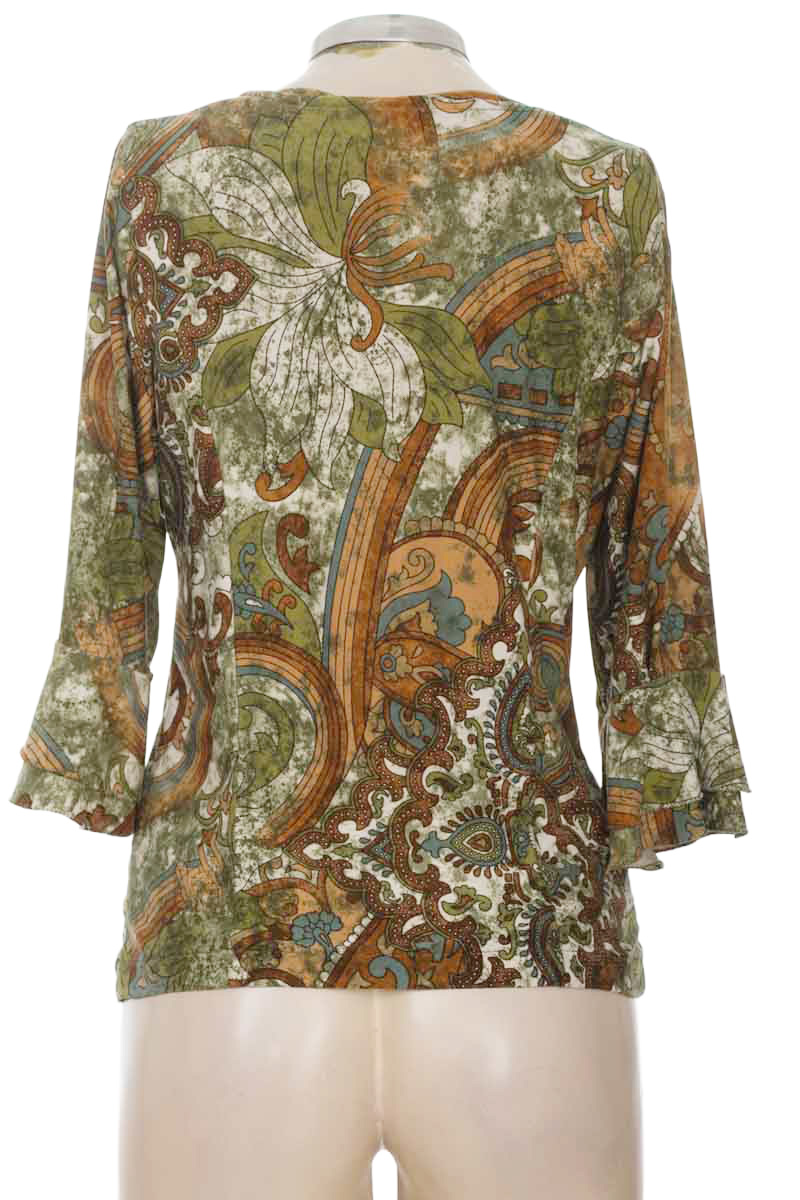 Blusa color Verde - Closeando