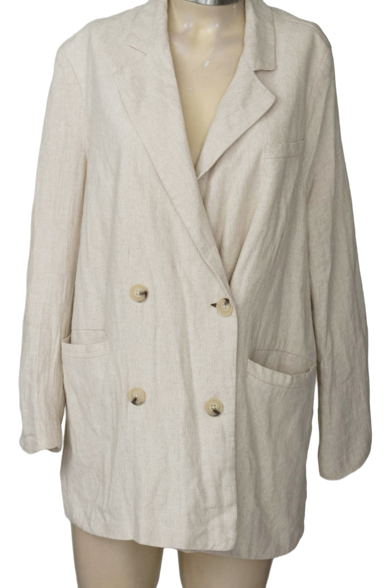 Chaqueta / Abrigo color Beige - Stradivarius
