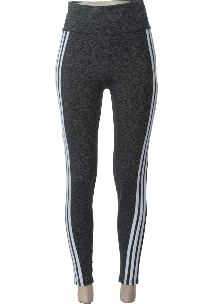 Ropa Deportiva / Salida de Baño color Gris - Deportivos Urquijo