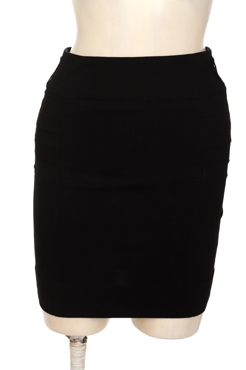 Falda color Negro - Renato Masselli