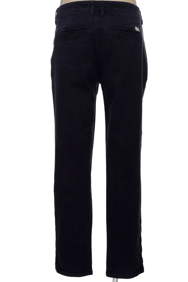 Pantalón color Azul - Chevignon