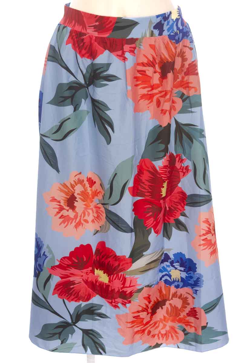 Falda color Azul - Closeando