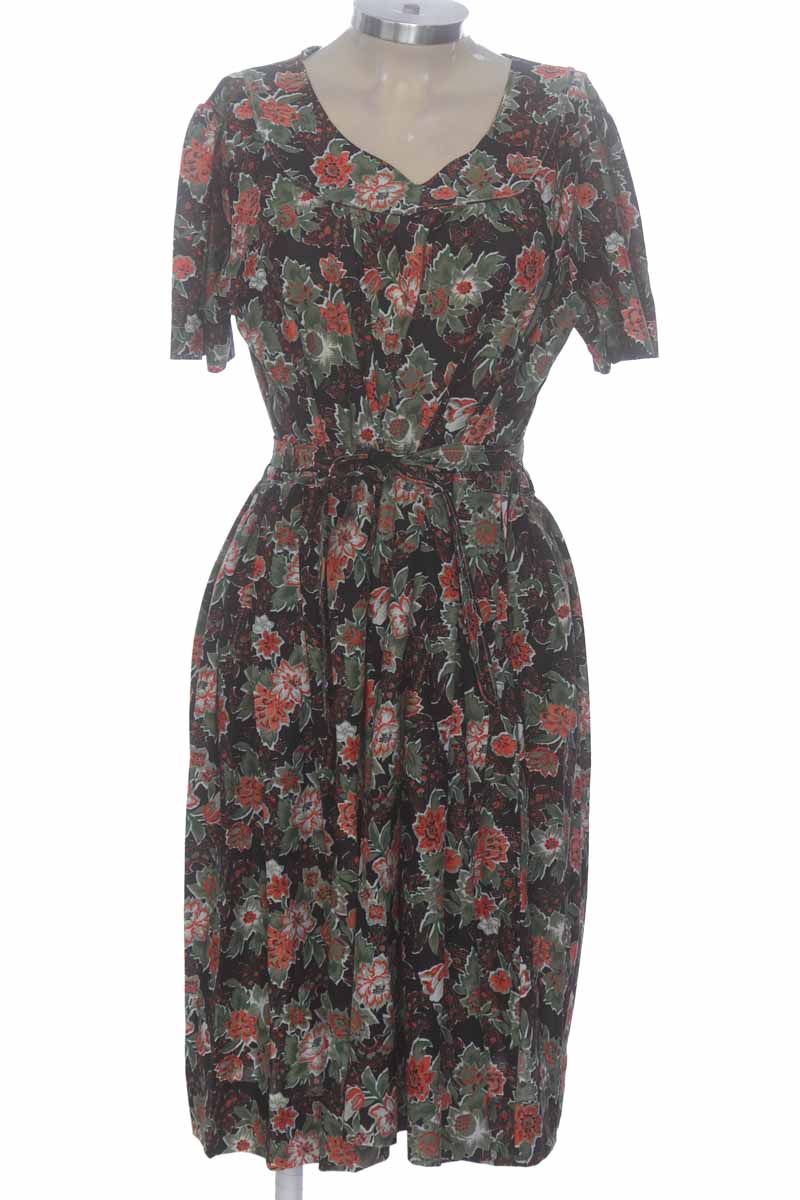 Vestido / Enterizo color Negro - Closeando