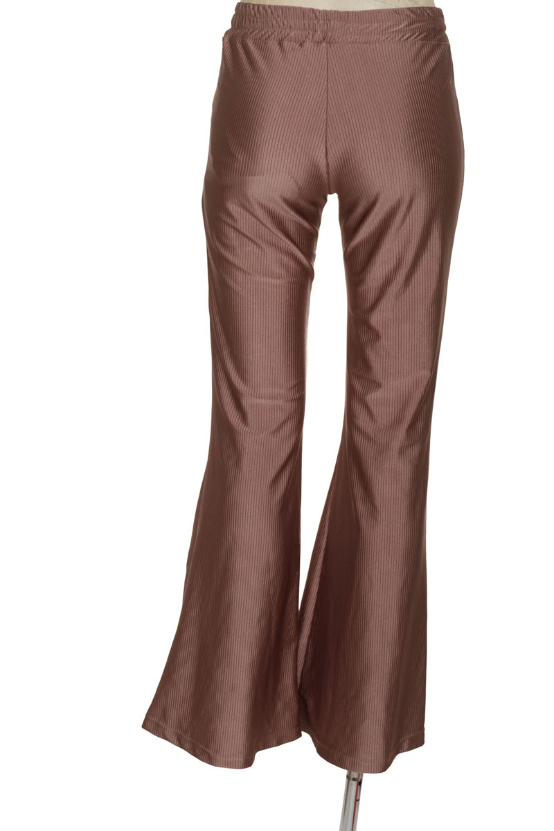 Pantalones color Beige - Closeando