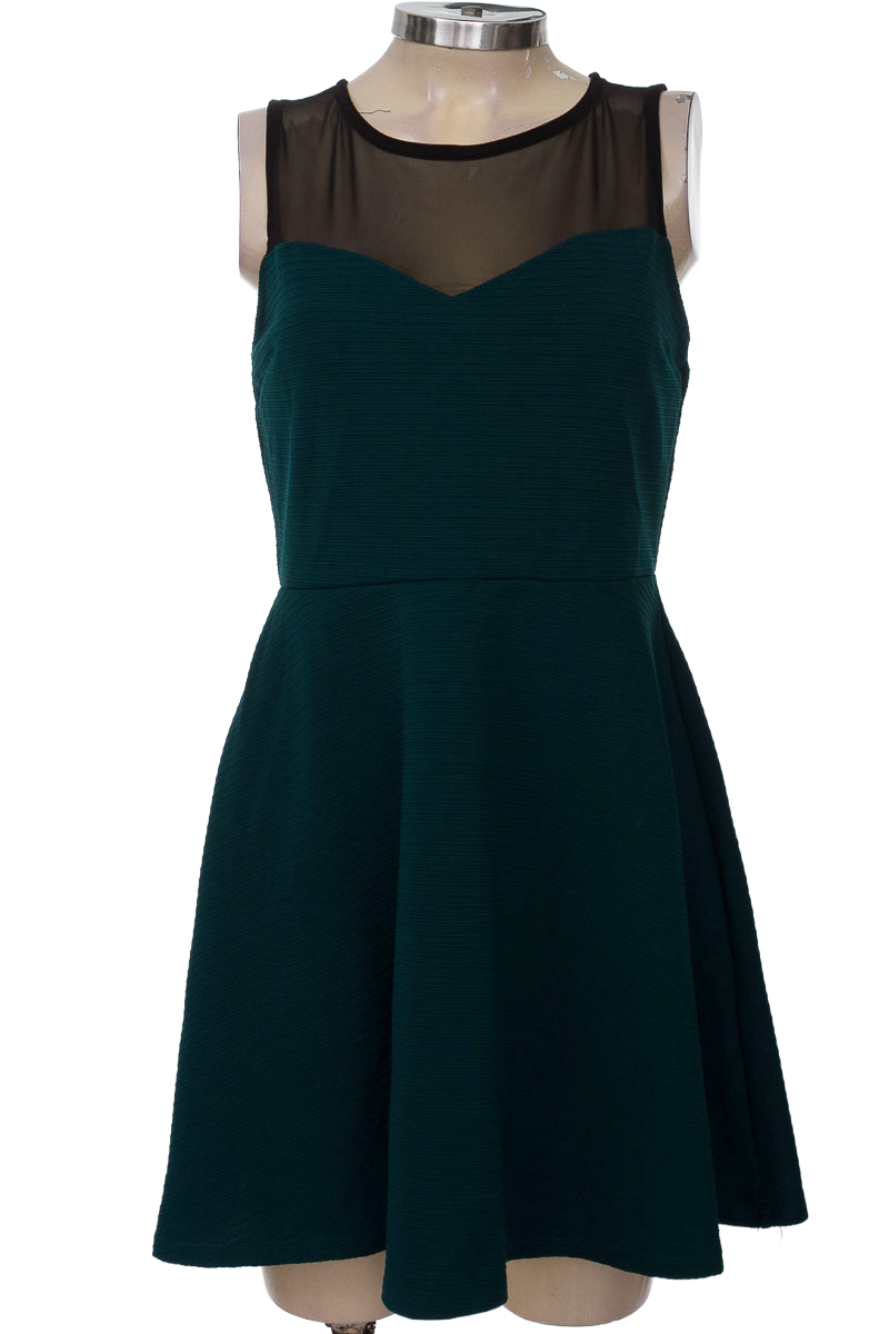 Vestido / Enterizo color Verde - Forever 21