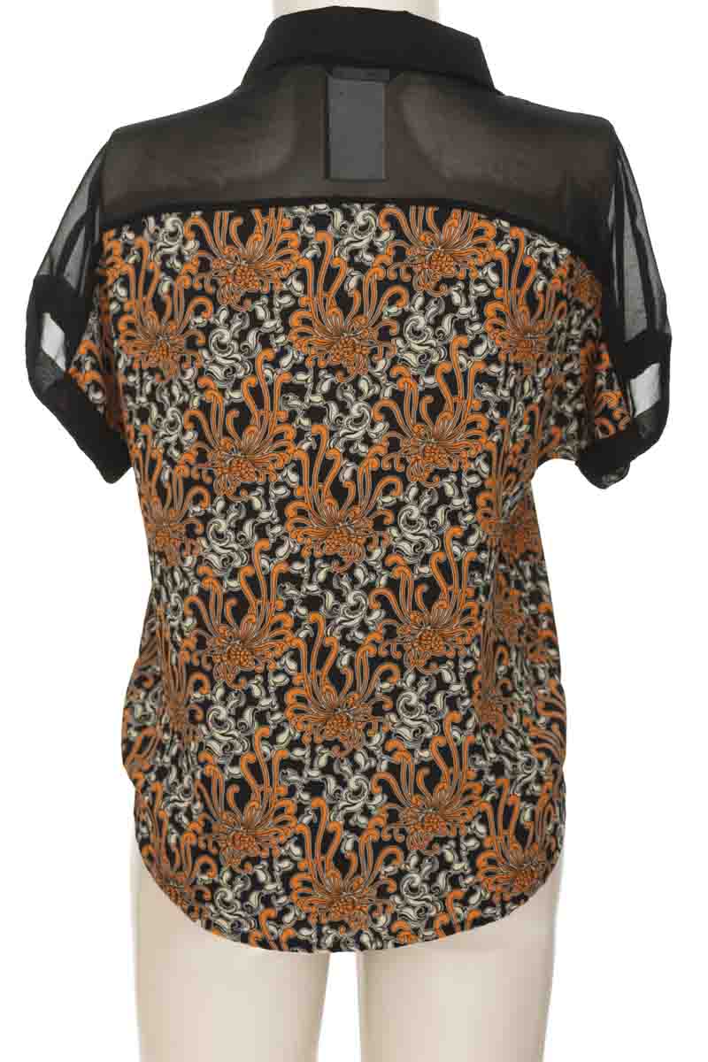 Blusa color Negro - Koaj