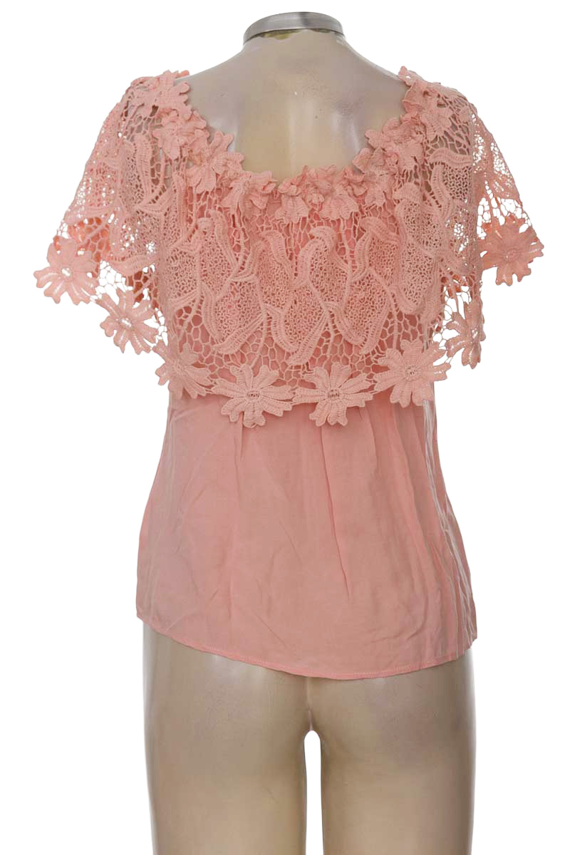 Blusa color Rosado - Closeando