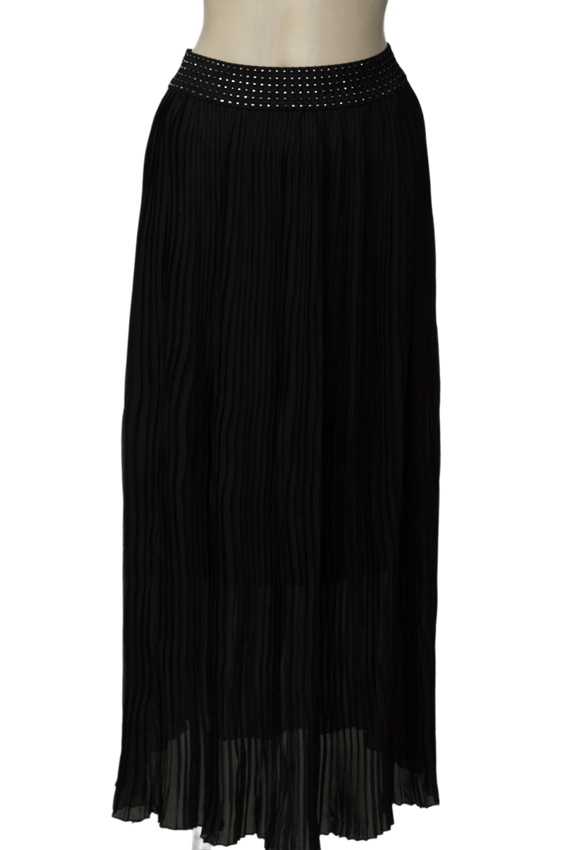 Falda color Negro - Closeando