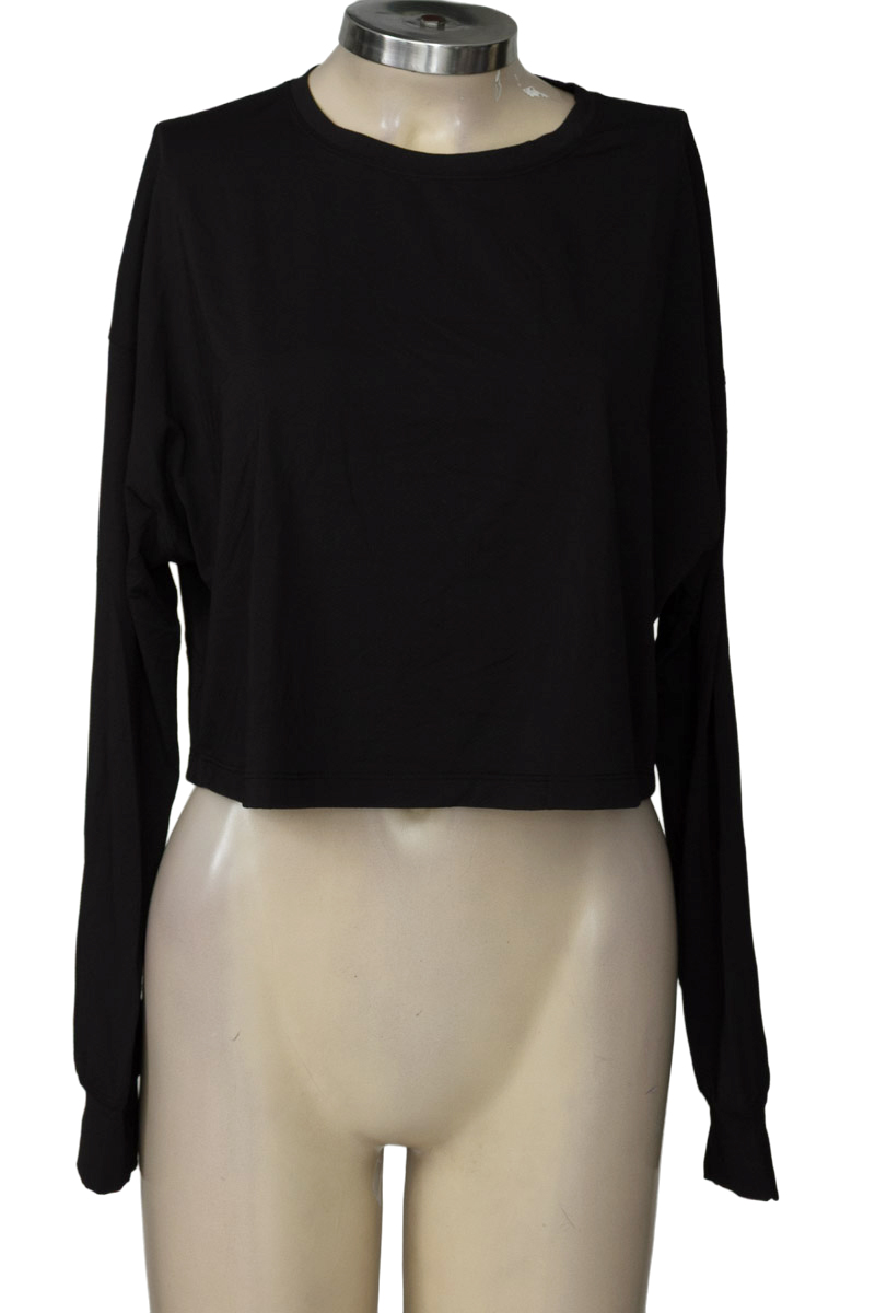 Ropa Deportiva / Salida de Baño color Negro - Closeando