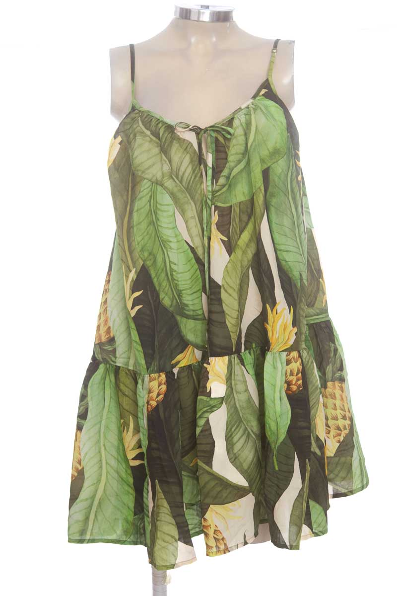 Vestido / Enterizo color Verde - H&M
