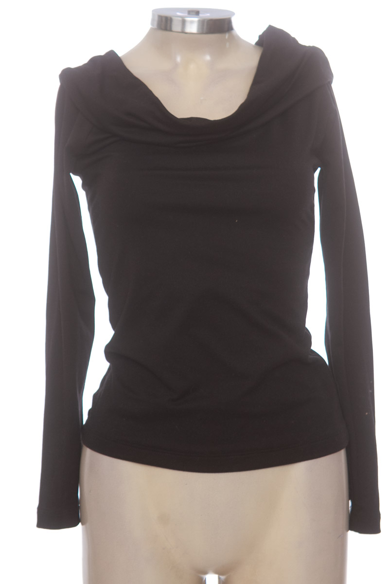 Blusa color Negro - Relevant