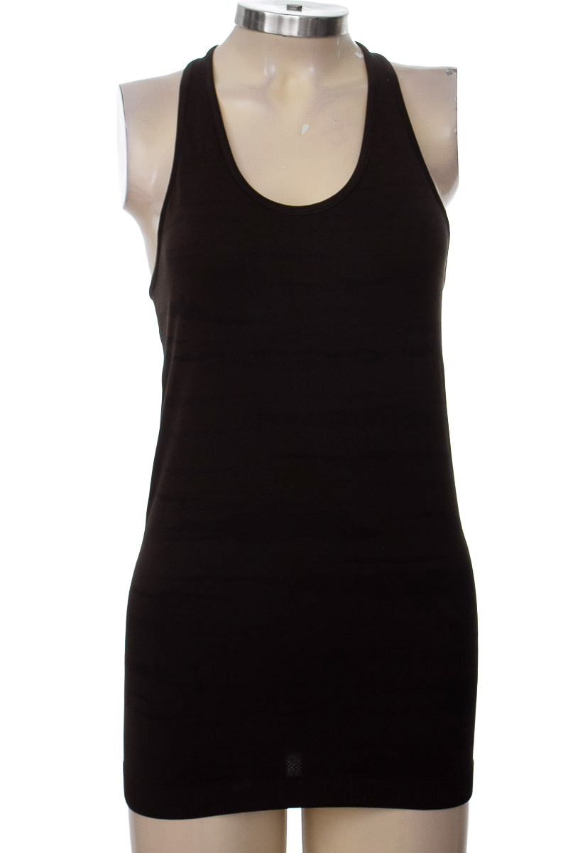 Ropa Deportiva / Salida de Baño color Negro - Domyos