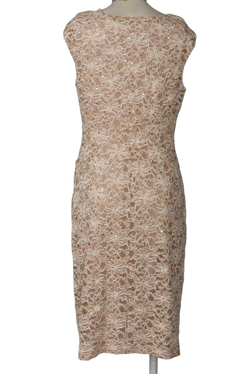 Vestido / Enterizo color Beige - Connected Apparel