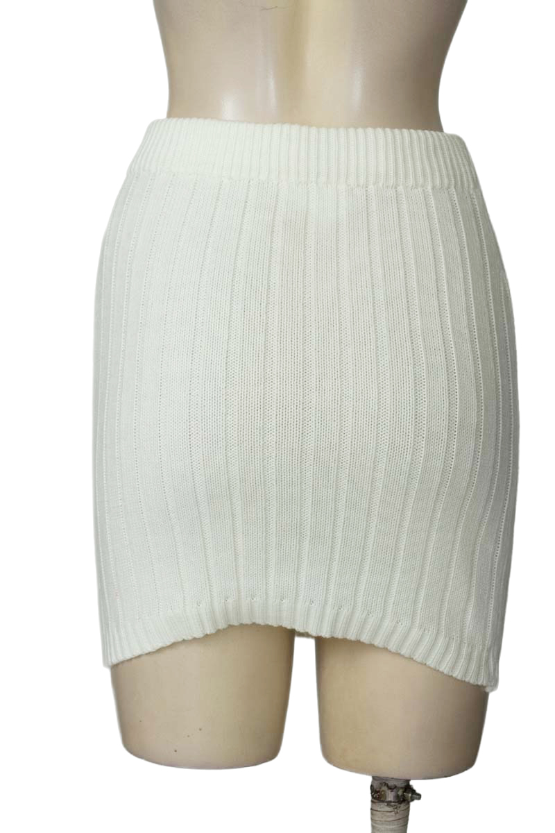 Falda color Beige - Closeando