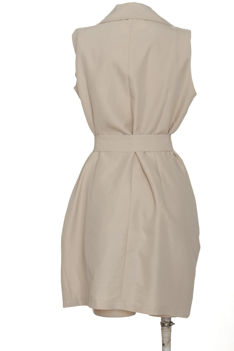 Chaqueta / Abrigo color Beige - Closeando