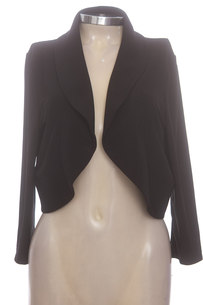 Chaqueta / Abrigo color Negro - Clara Sun Woo