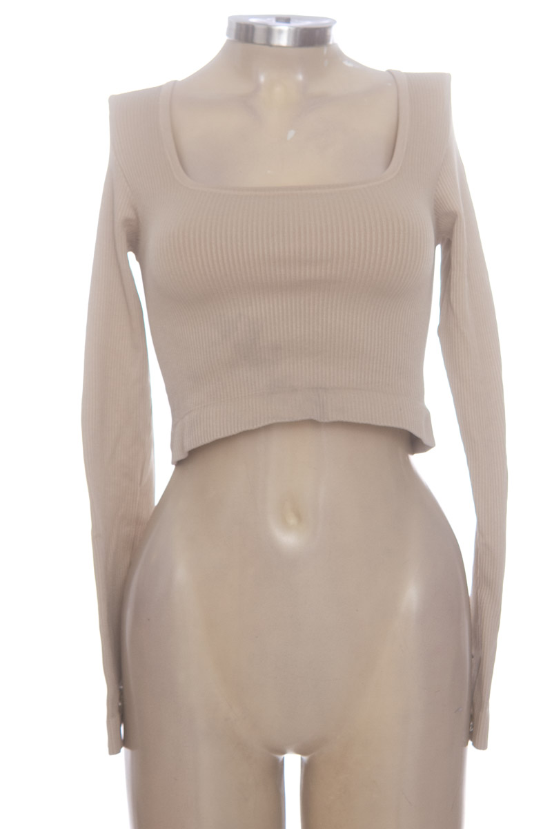 Ropa Deportiva / Salida de Baño color Beige - cachet