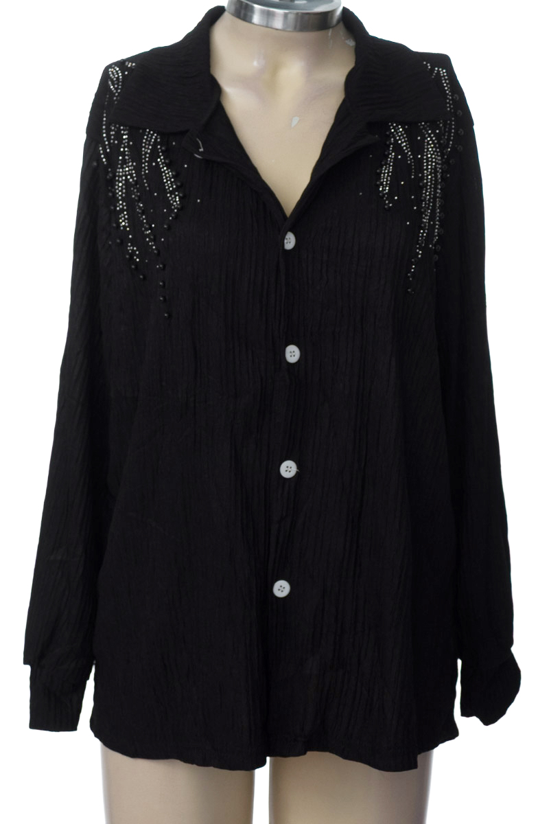 Blusa color Negro - Closeando