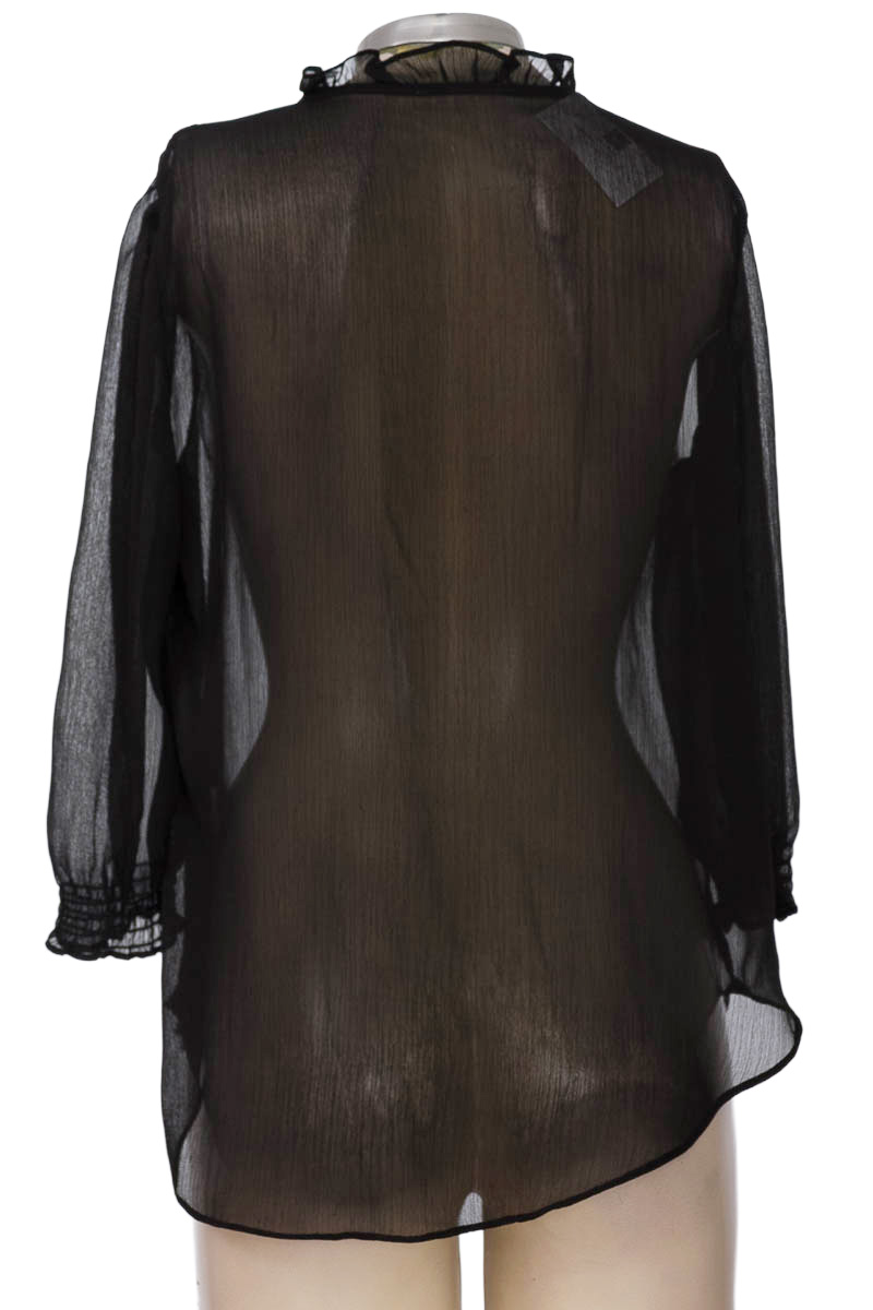 Blusa color Negro - Closeando