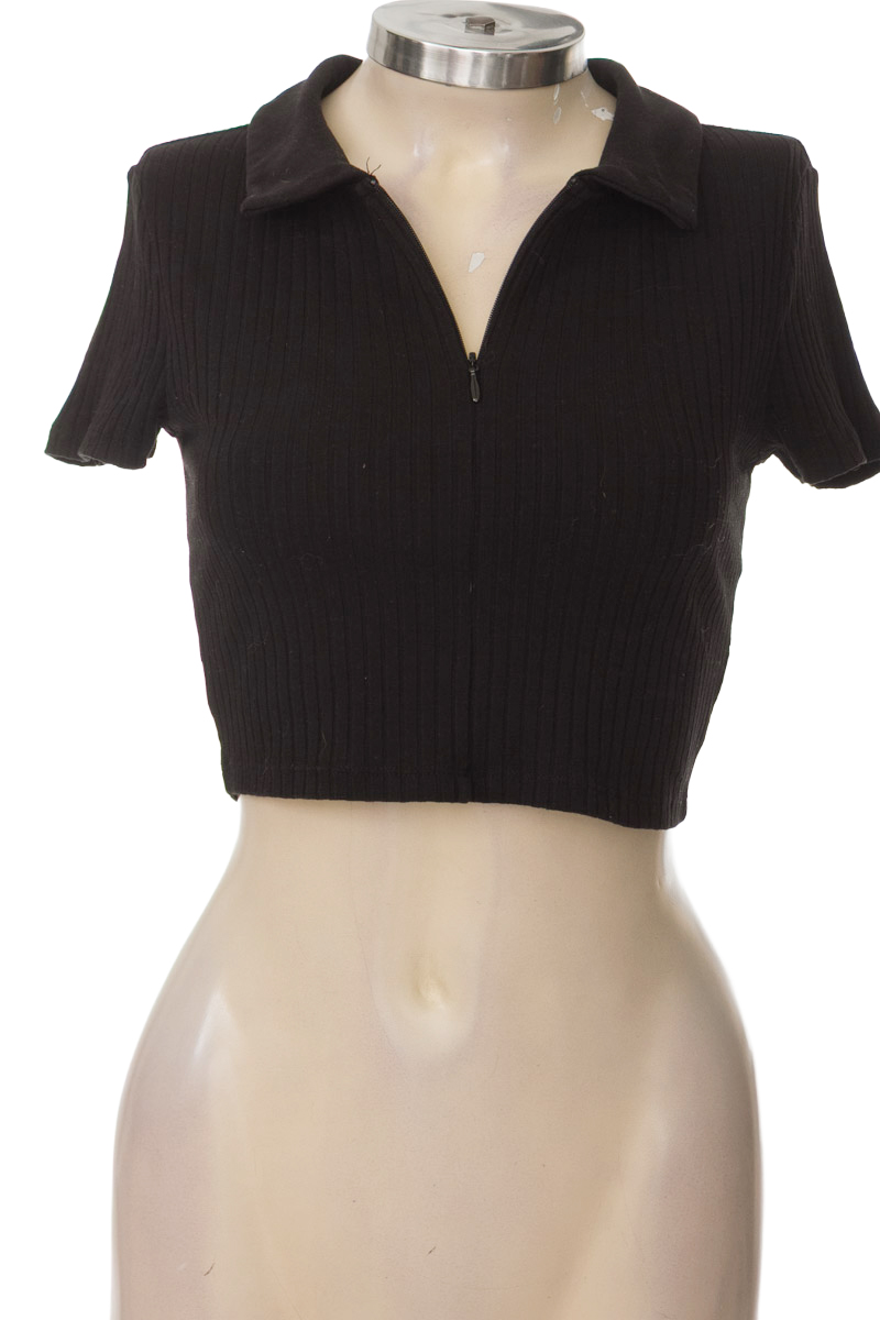 Top / Camiseta color Negro - Divided by H&M