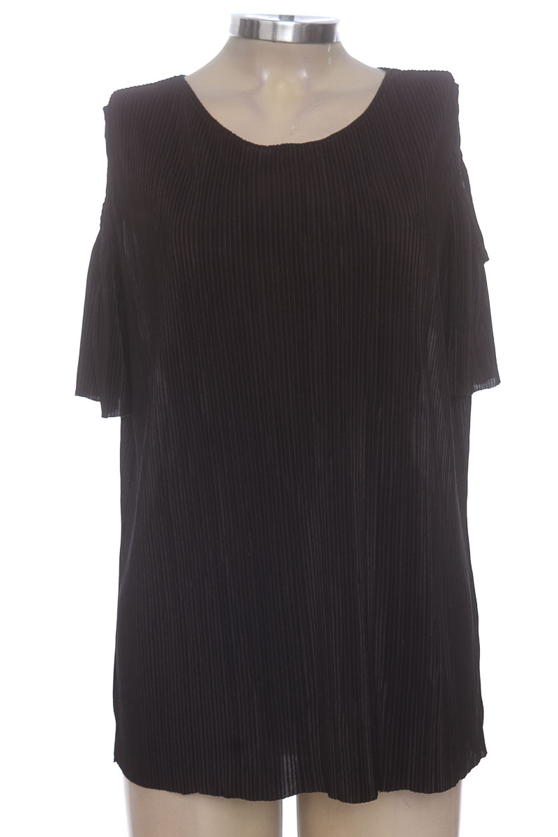 Top / Camiseta color Negro - Seven Seven
