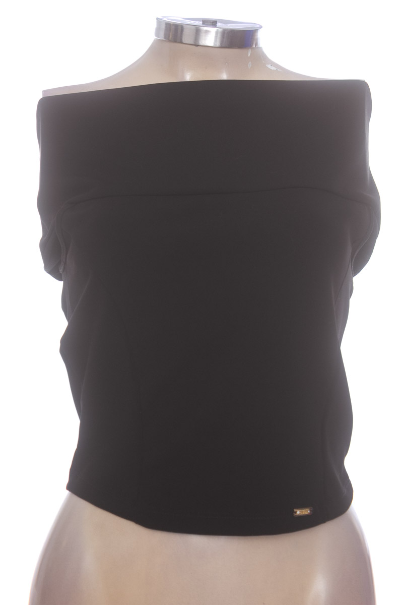 Blusa color Negro - Derek